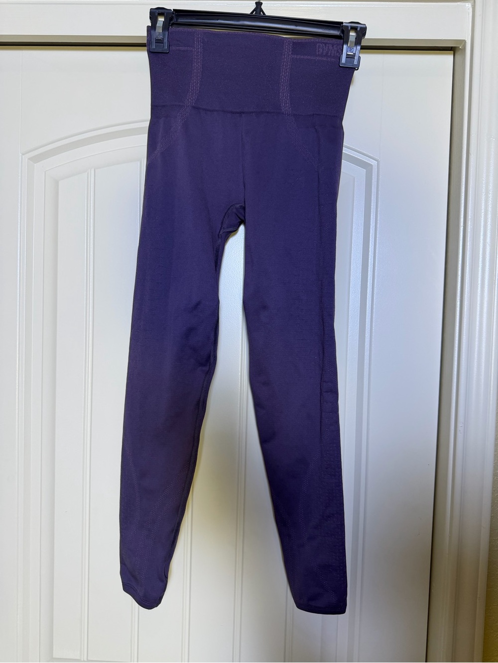 Gymshark purple seamless high rise leggings women’s small